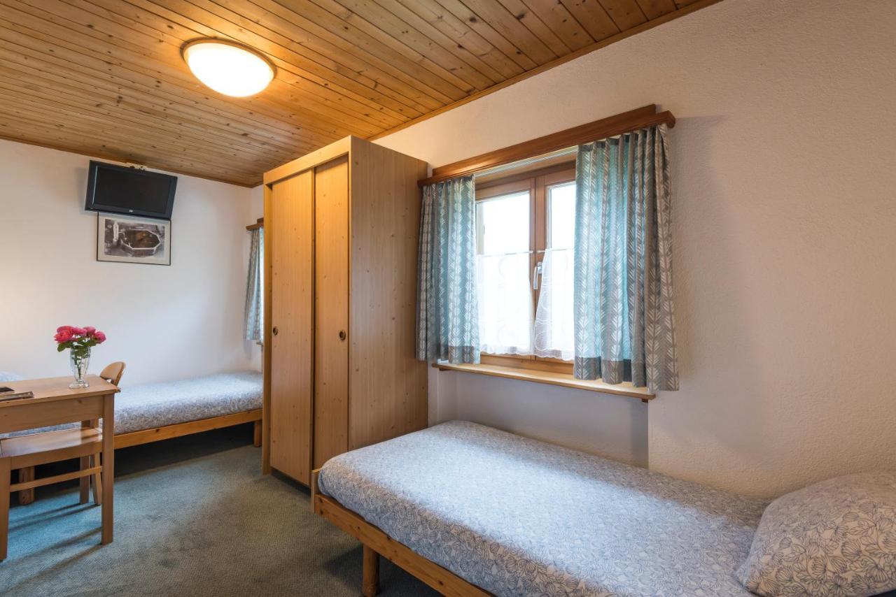 B&B Pranzaira Vicosoprano Bagian luar foto