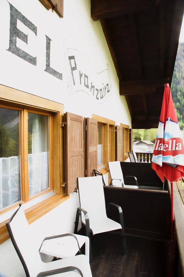 B&B Pranzaira Vicosoprano Bagian luar foto